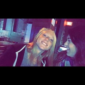 Meet your Posher, Kaitlyn